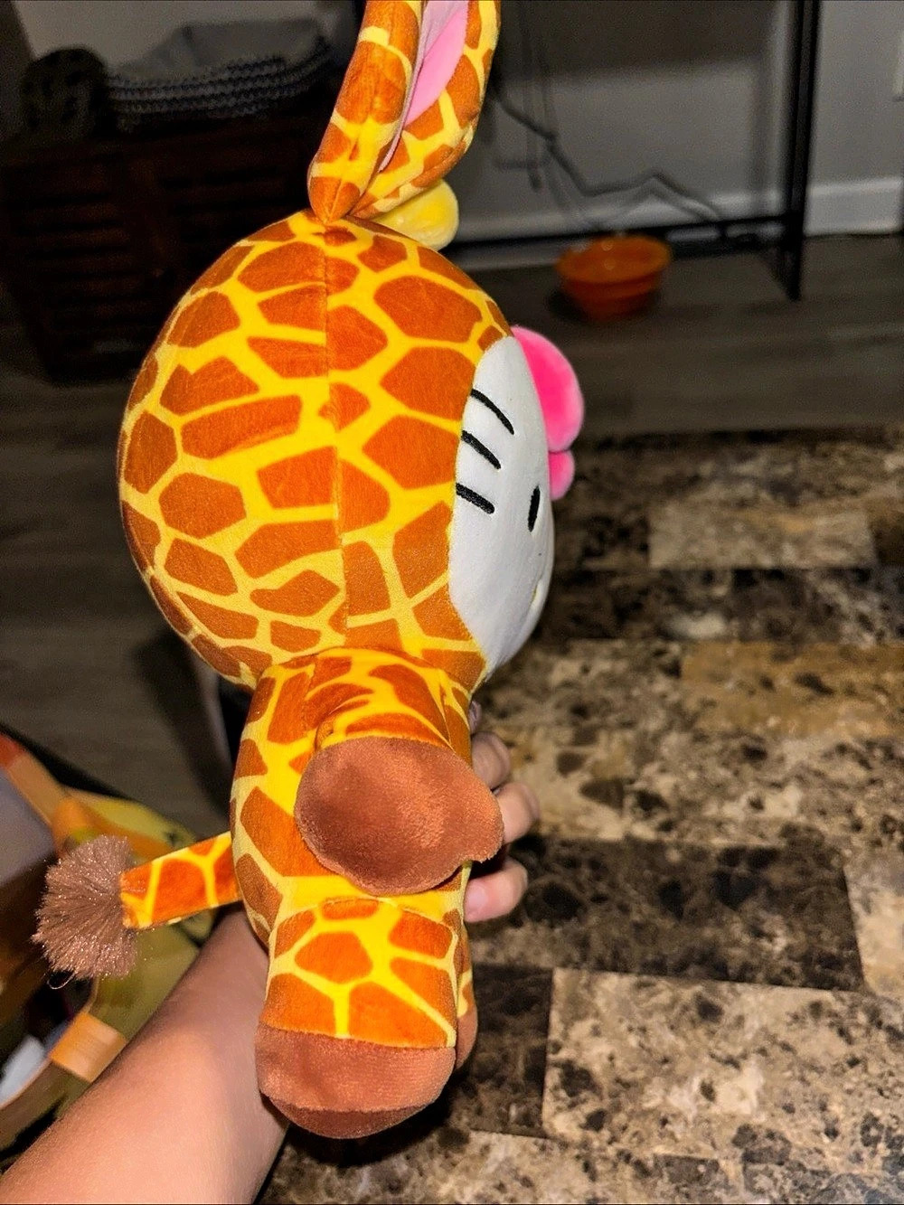 Fiesta Giraffe Hello Kitty Plush - Picture 4 of 7